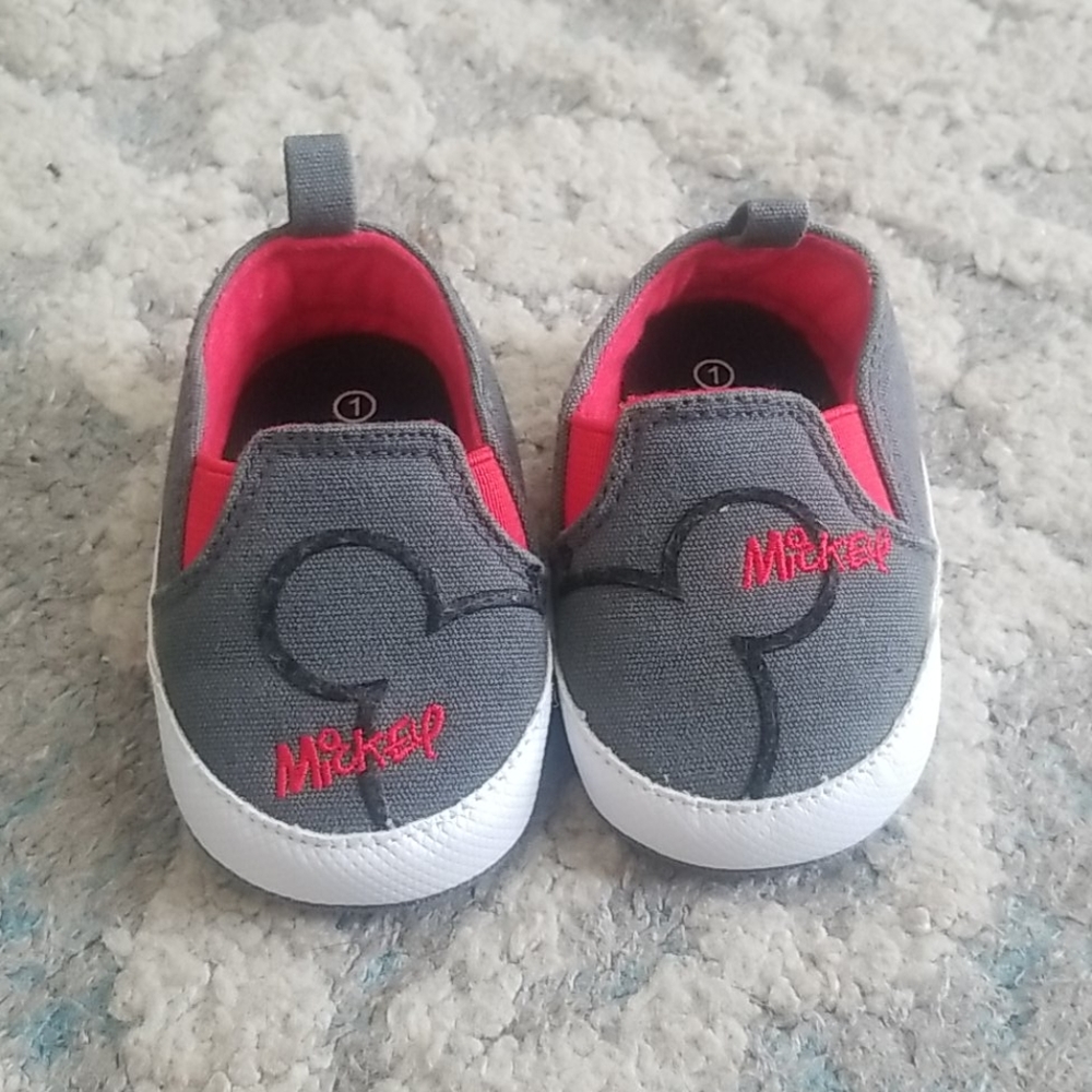 Mickey baby shoe